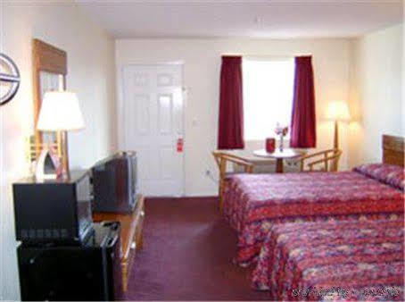 Peach Tree Inn Branson Luaran gambar